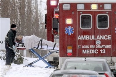 At least 3 dead, 5 wounded in St. Louis shooting