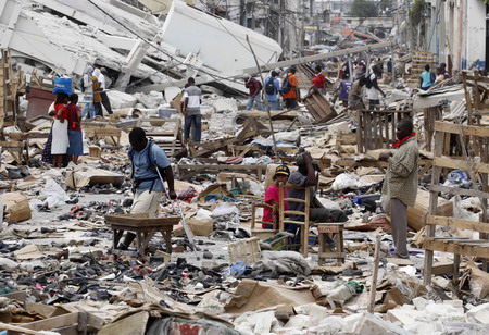Haiti quake aid snarled; up to 50,000 feared dead