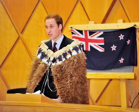 Britain's Prince William attracts NZ crowd