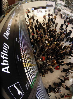 Munich airport partly closed after security alert