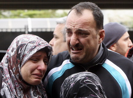Pilot in Beirut crash made 'fast and strange turn'
