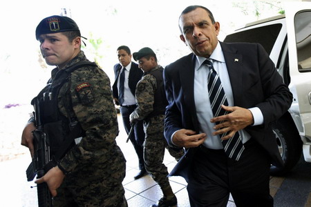 Zelaya to exit Honduras in win for coup leaders