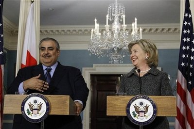 Clinton says no prisoner swap with Iran