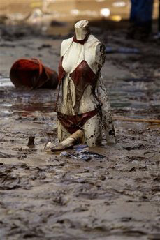 Floods, mudslides kill 42 in Portugal
