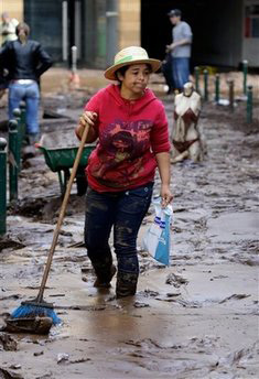 Floods, mudslides kill 42 in Portugal