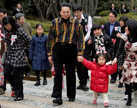 Poll: Support for Japanese PM tumbles