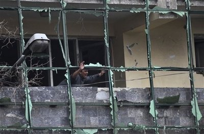 Karzai condemns suicide attacks in Kabul
