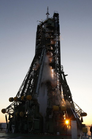 Russia launches manned spacecraft to ISS