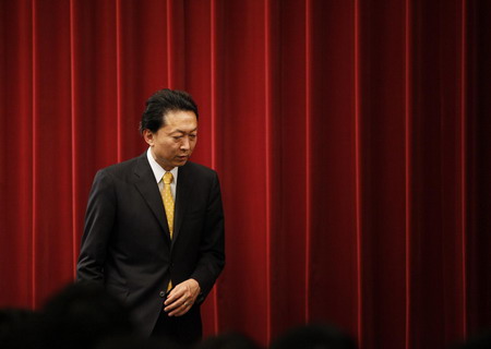 Poll: Support for Japan PM plunges to new low