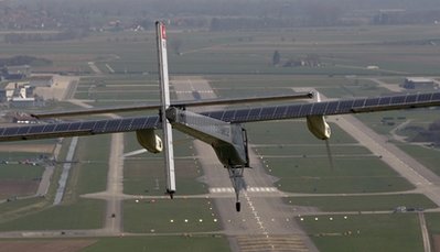 Solar-powered plane makes successful maiden flight