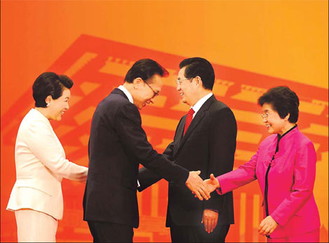 Beijing wants closer ties with Pyongyang, Seoul
