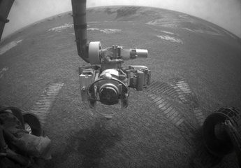 Mars rover surpasses Viking 1's longevity record