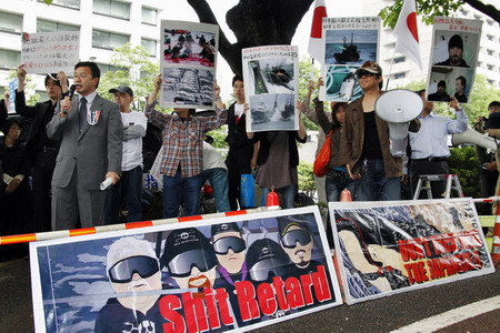 Australia takes Japan to Hague court on whaling