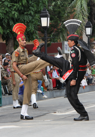 No toning down of Wagah ceremony: Pakistani official