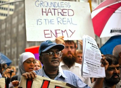 Rallies over mosque near ground zero get heated