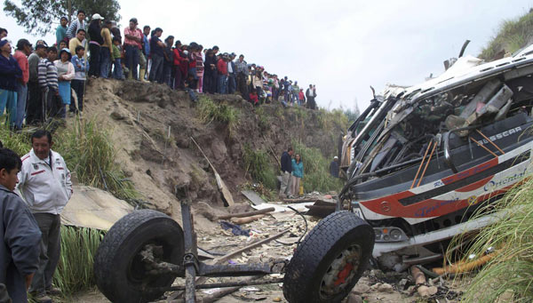 Ecuador bus crash kills 38 in highlands, 12 hurt