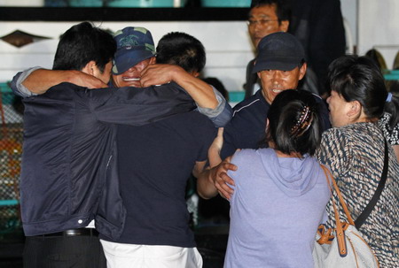 DPRK frees fishing crew, including 3 Chinese