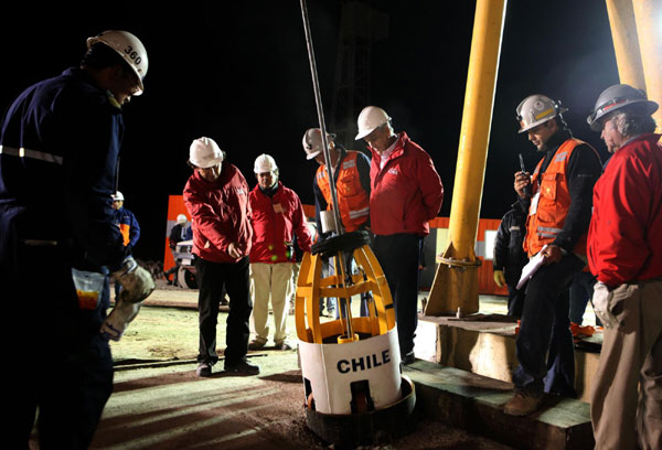 Rescue operation for Chilean miners continues
