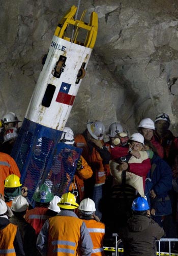 Rescue operation for Chilean miners continues