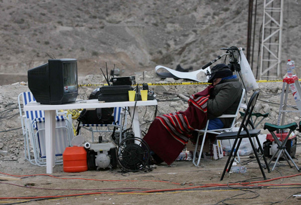 13th trapped Chilean miner brought to surface