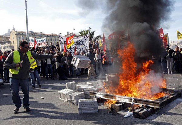 Clashes, protests in French tensions over pensions