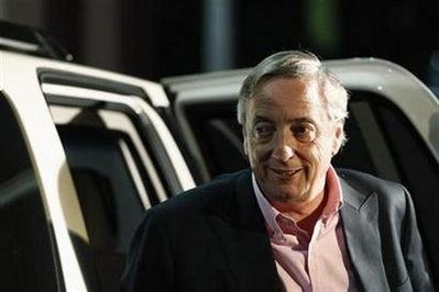 Former Argentine President Kirchner dies
