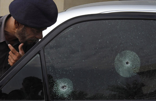 Police: Gunmen attack Japanese vehicle in Pakistan