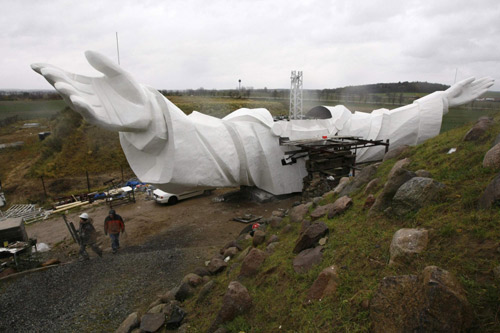 Giant crowned Jesus statue stands in Poland