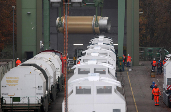 Nuclear train at German depot after turbulent trip