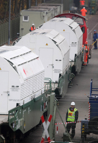 Nuclear train at German depot after turbulent trip