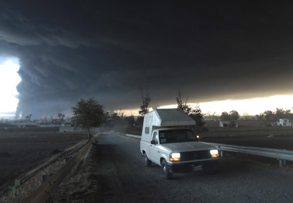 27 killed in Mexico pipeline explosion
