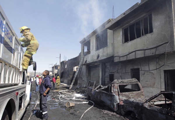 27 killed in Mexico pipeline explosion