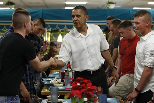 Obama caps Christmas by visiting US troops