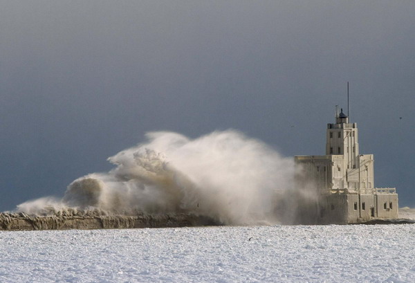 Snapshots: The world in 24 hours