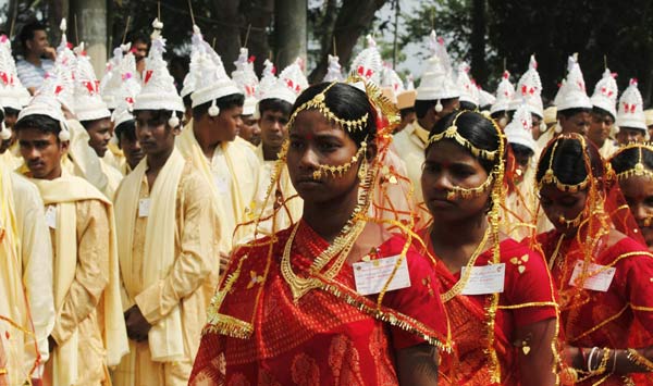 85 tribal Muslim and Hindu couples tie knot