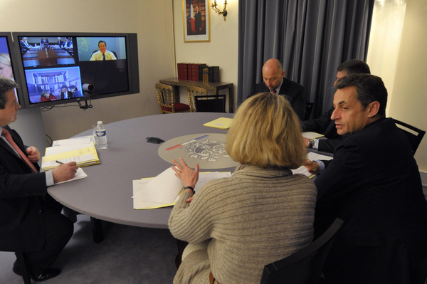 France, UK say Qadhafi 'must go' now