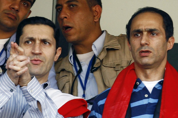 Mubarak, two sons detained for 15 days