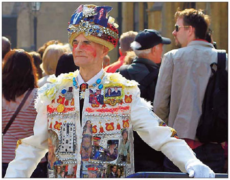 Royal watchers wedded to nuptials
