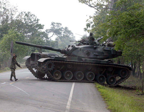 Cambodian, Thai troops exchange gunfire