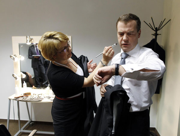 Medvedev: Too early to decide 2012 run