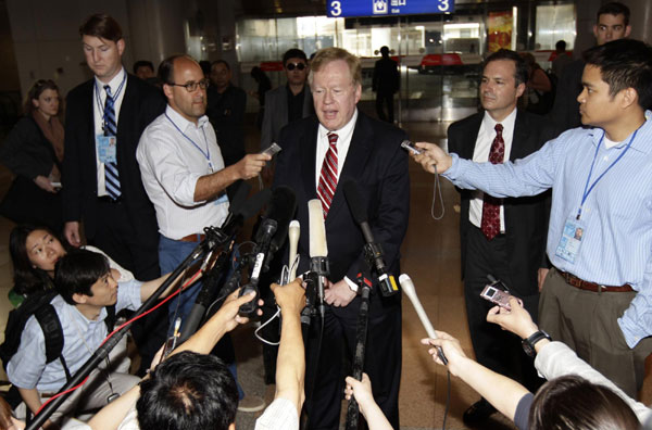 US delegation leaves DPRK with released citizen