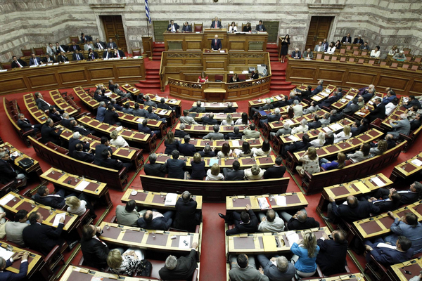 Greece's new govt wins confidence vote