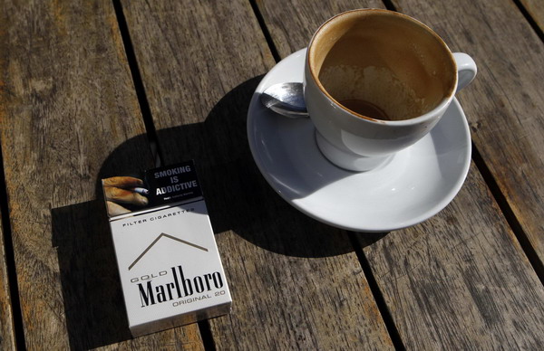 Philip Morris threatens to sue Australia