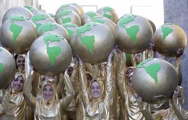 Snapshots: the world in 24 hours, July 4