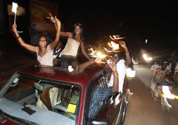 S Sudan marks independence with drums, fireworks