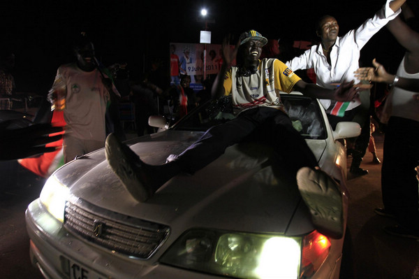 S Sudan marks independence with drums, fireworks