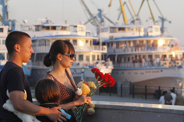Russia says 128 likely dead in Volga sinking