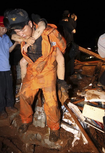 9 dead as landslide hits S Korean mountain resort