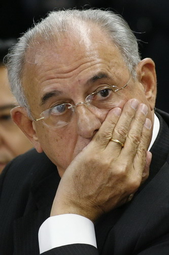 Brazil's defense minister quits in comment flap