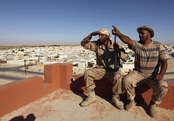 Libyan rebels press ahead toward Tripoli